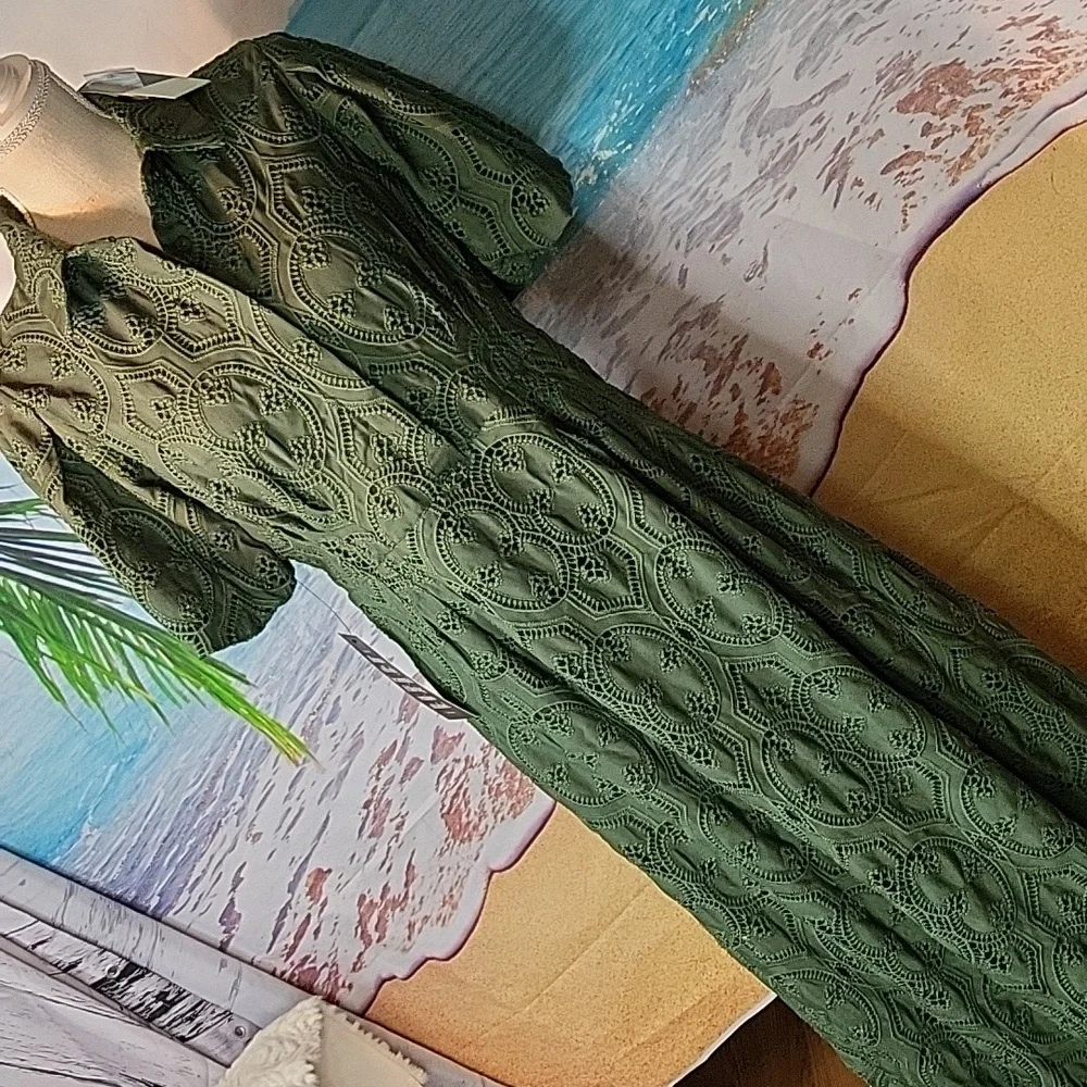Tuckernuck Green Eyelet Midi Dress - Picture 3 of 9